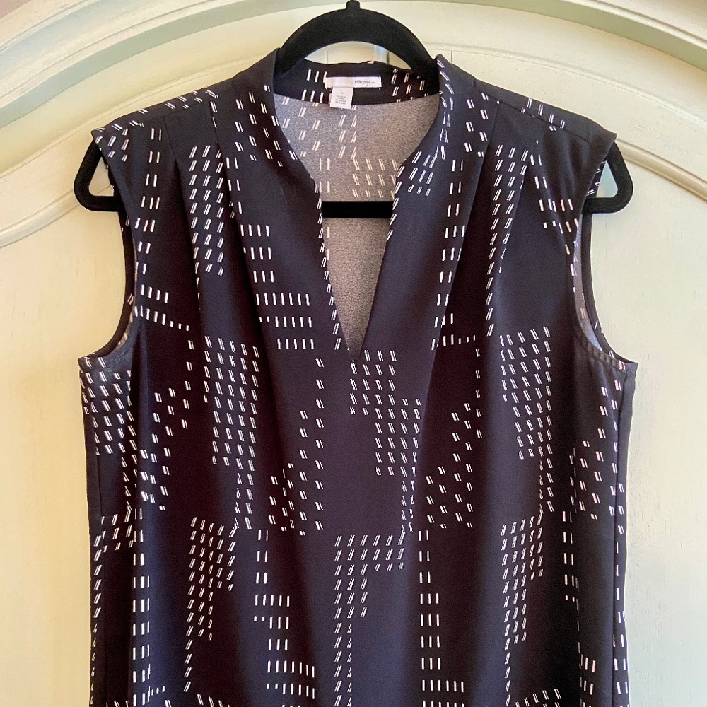 Black and White Patterned Tank Top Blouse - Halogen - Size M